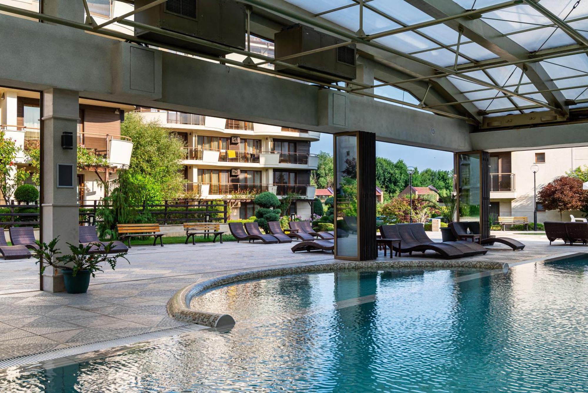 Long Beach Resort Shkorpilovtsi Exterior foto
