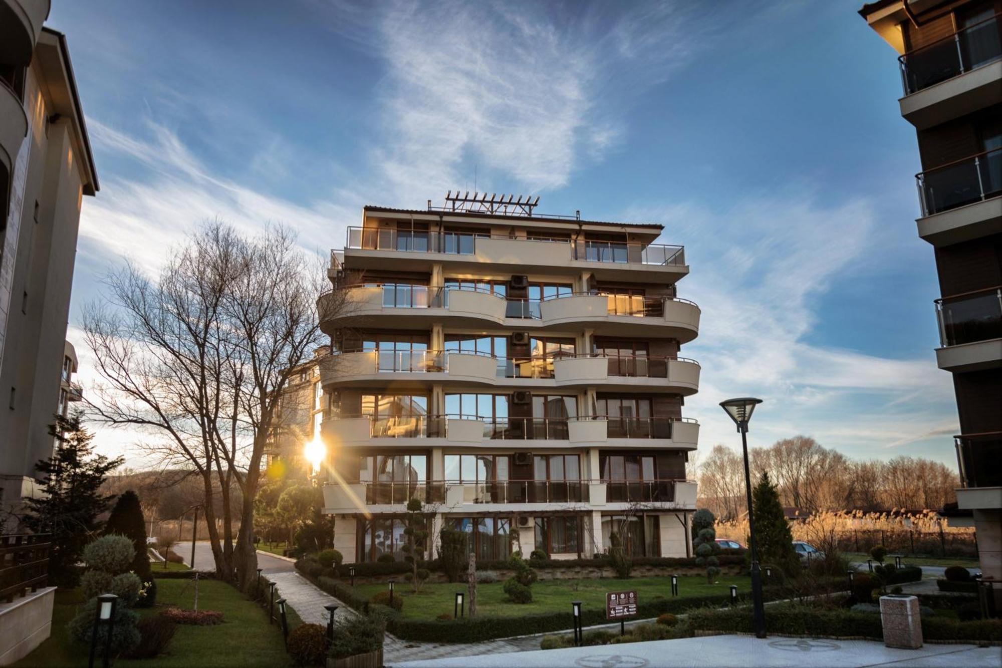 Long Beach Resort Shkorpilovtsi Exterior foto